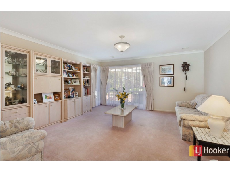 87 Valley Drive, Hidden Valley VIC 3756