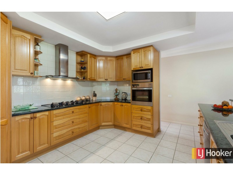 87 Valley Drive, Hidden Valley VIC 3756