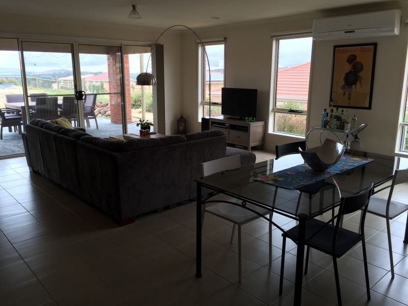 97 Valley Drive, Hidden Valley VIC 3756