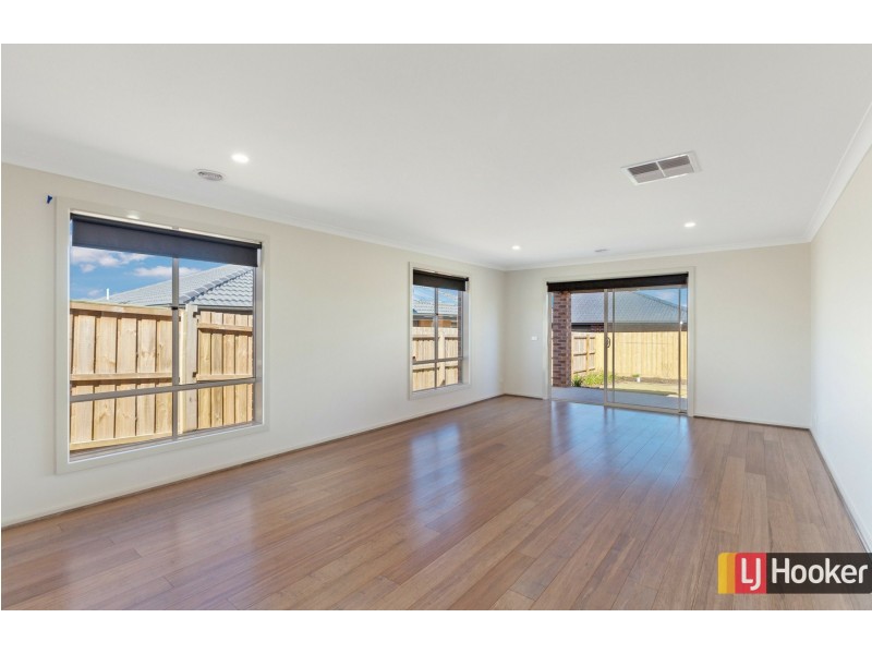 50 Boronia Avenue, Wallan VIC 3756