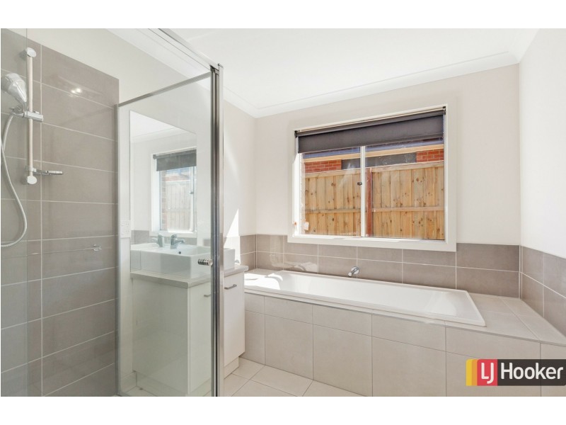 50 Boronia Avenue, Wallan VIC 3756