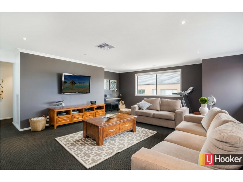 22 Mandalay Circuit, Beveridge VIC 3753