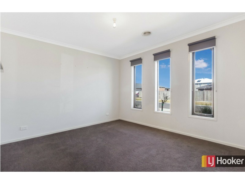 28 Zenith Road, Beveridge VIC 3753