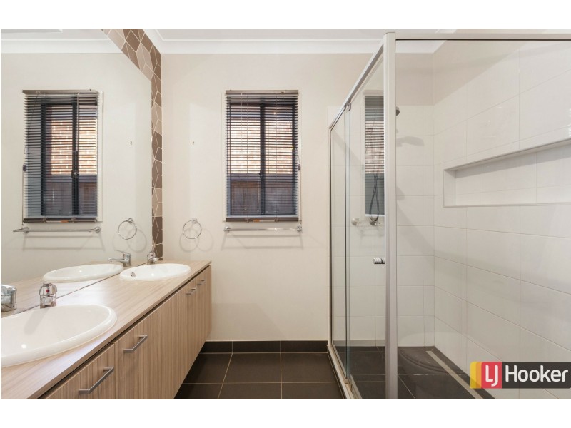 28 Zenith Road, Beveridge VIC 3753