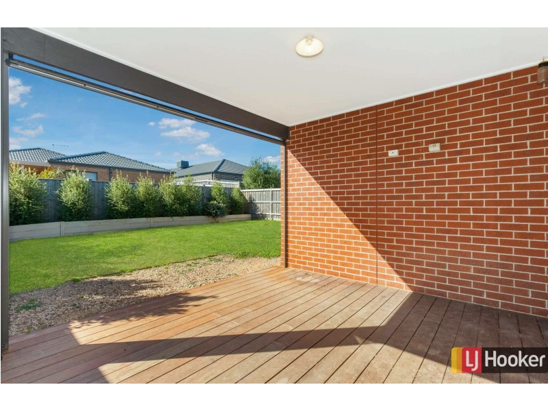 28 Zenith Road, Beveridge VIC 3753