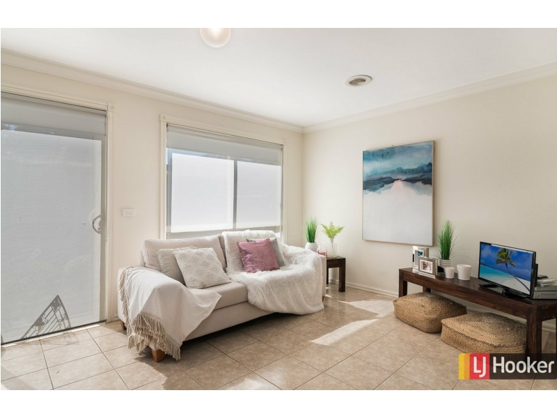 Unit 15/76 Windham Street, Wallan VIC 3756