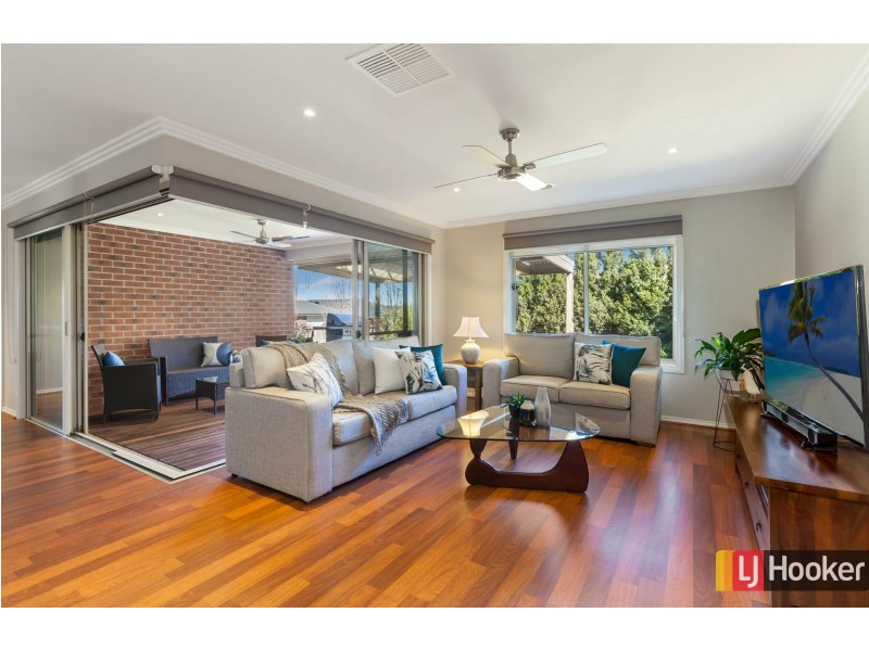 10 Pacific Grange, Beveridge VIC 3753