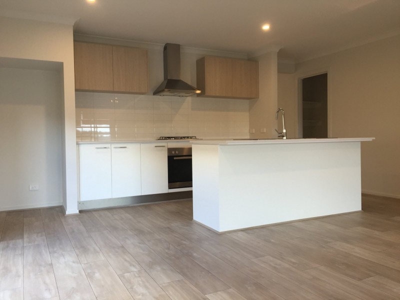 8 Hillcrest Road, Beveridge VIC 3753