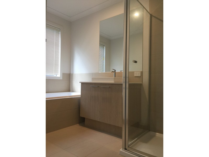 8 Hillcrest Road, Beveridge VIC 3753