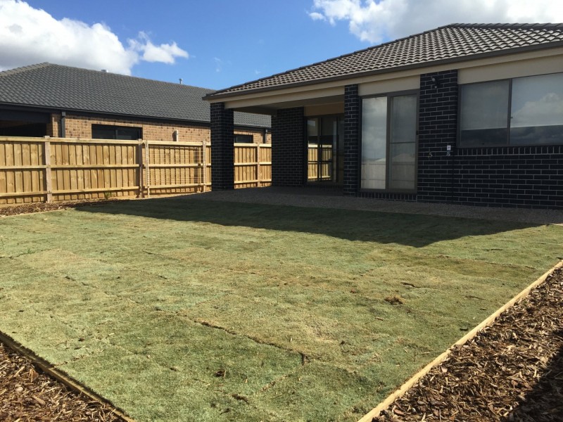 8 Hillcrest Road, Beveridge VIC 3753