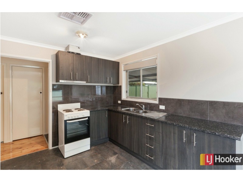 34 Wedding Drive, Wallan VIC 3756