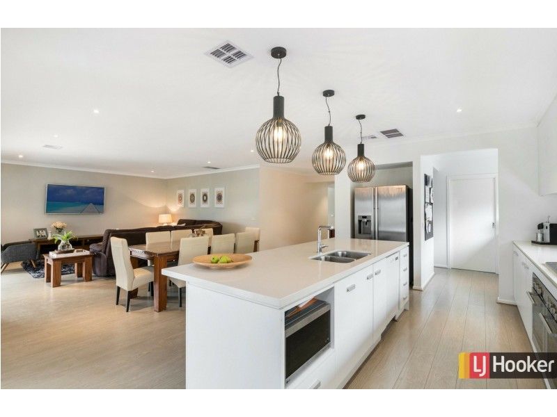 22 Mandalay Circuit, Beveridge VIC 3753