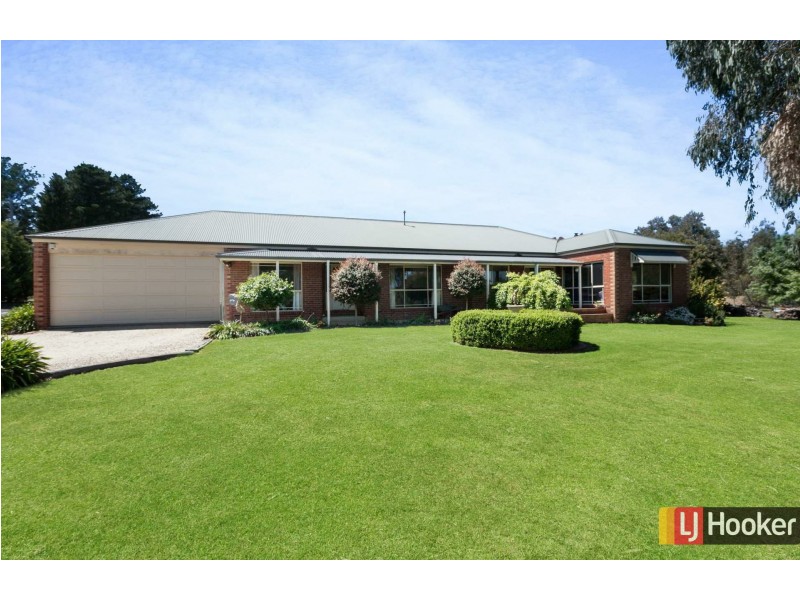 22 Kellys Lane, Kilmore VIC 3764