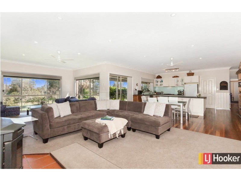 22 Kellys Lane, Kilmore VIC 3764