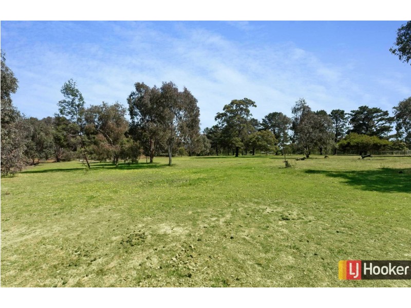 22 Kellys Lane, Kilmore VIC 3764