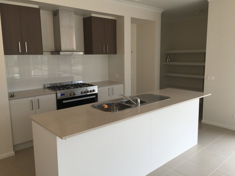 90 Lucknow Drive, Beveridge VIC 3753