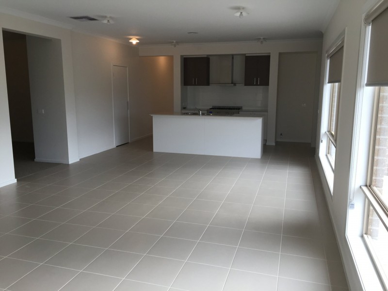 90 Lucknow Drive, Beveridge VIC 3753