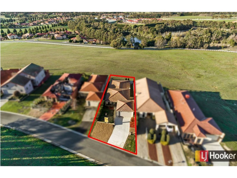 59 Siena Way, Hidden Valley VIC 3756