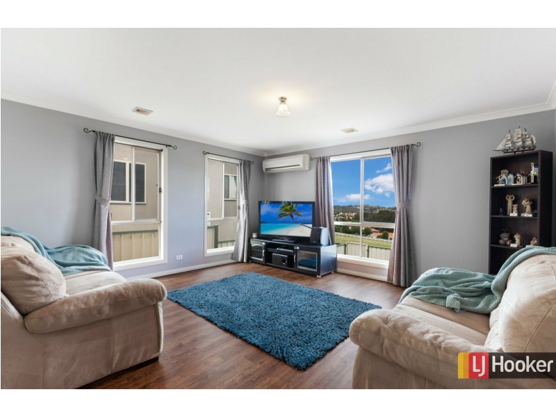 59 Siena Way, Hidden Valley VIC 3756