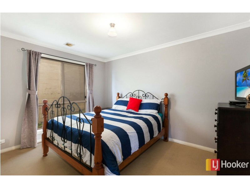 59 Siena Way, Hidden Valley VIC 3756