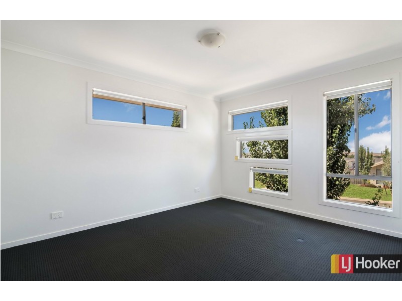 10 Dampiera Avenue, Wallan VIC 3756