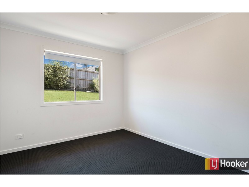 10 Dampiera Avenue, Wallan VIC 3756