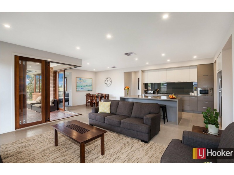 1 Belleview Crescent, Beveridge VIC 3753