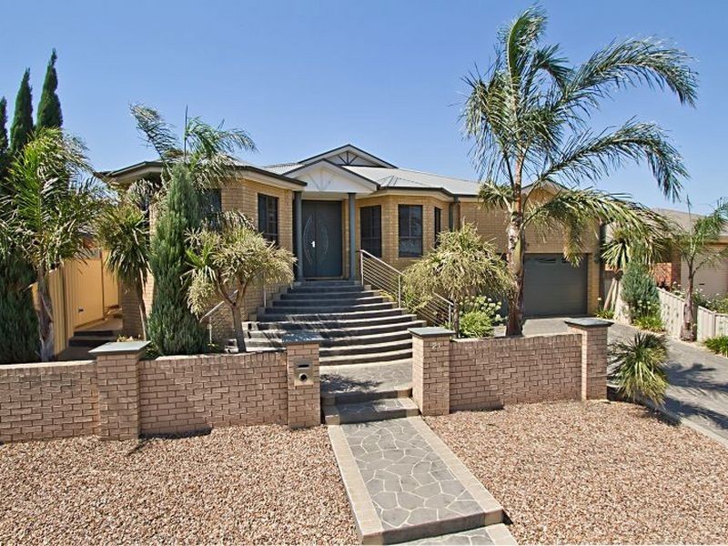 21 Pamela Court, Wallan VIC 3756