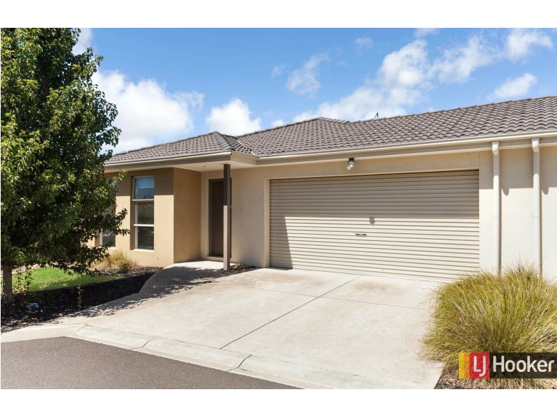 Unit 12/6 Eden Place, Wallan VIC 3756