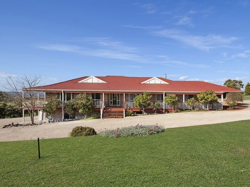 1 Ironbark Court, Hidden Valley VIC 3756