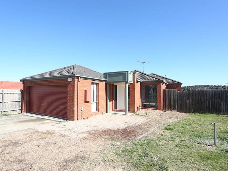 11 Hadley Drive, Wallan VIC 3756