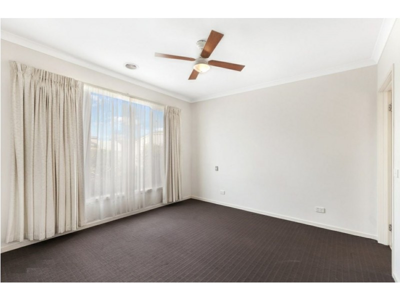 18 Jessica Avenue, Kilmore VIC 3764