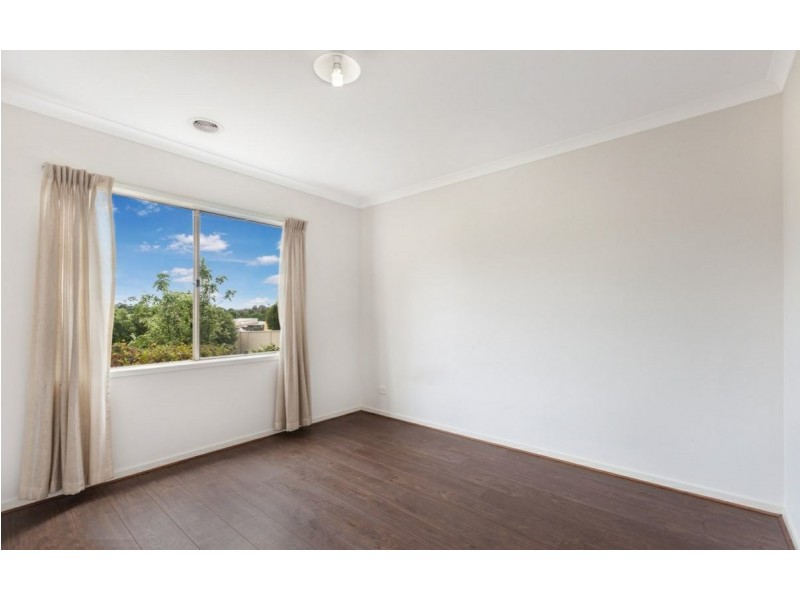 18 Jessica Avenue, Kilmore VIC 3764