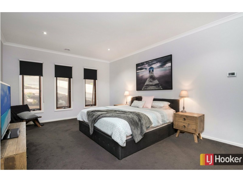 49 Craig Parry Drive, Hidden Valley VIC 3756