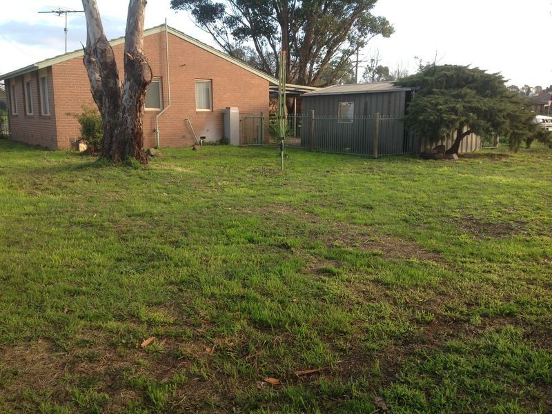12 Lumsden Street, Kilmore VIC 3764