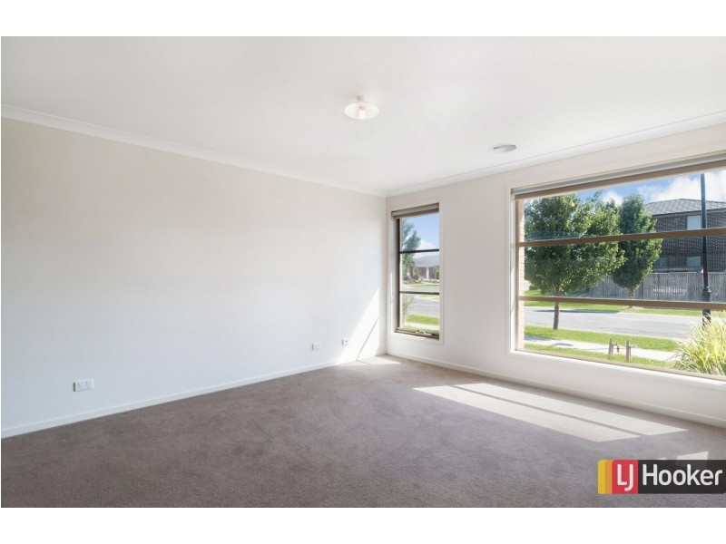 51 Fairhaven Avenue, Beveridge VIC 3753