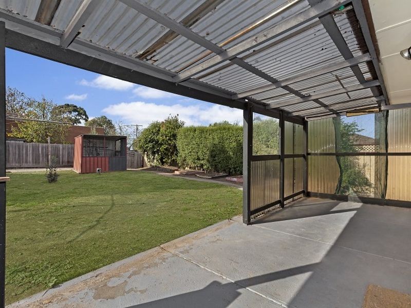 9 Coustley Close, Wallan VIC 3756