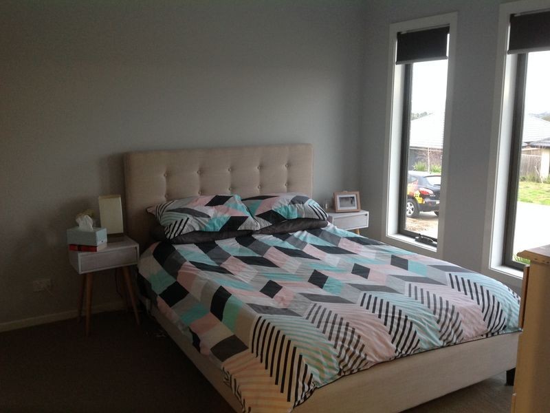 16 Dampiera Avenue, Wallan VIC 3756