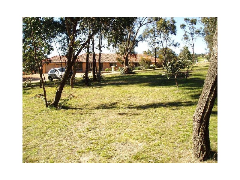 4 Arno Court, Hidden Valley VIC 3756