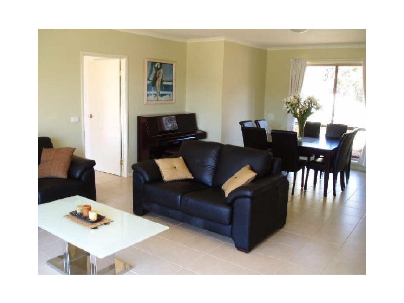 4 Arno Court, Hidden Valley VIC 3756