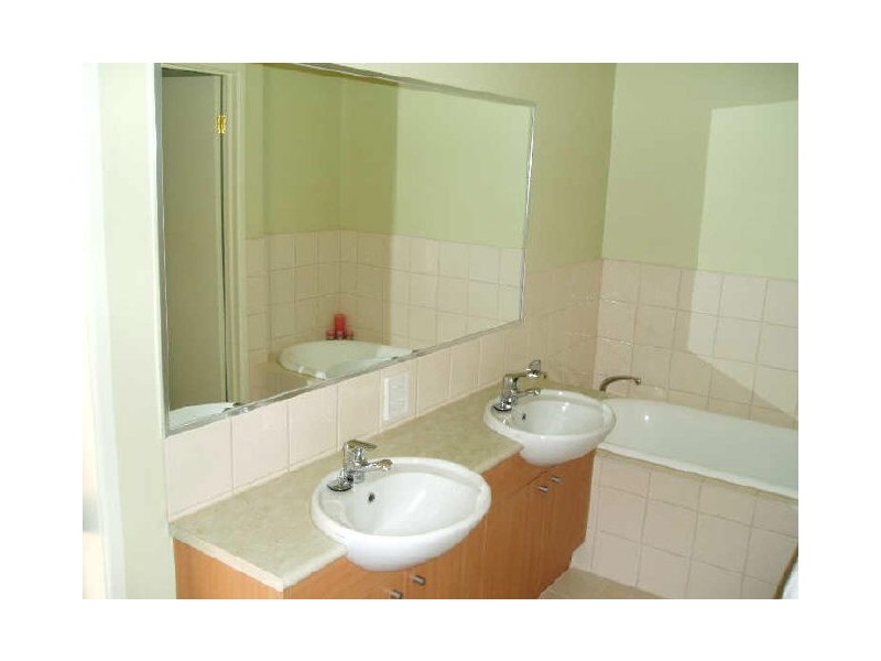 4 Arno Court, Hidden Valley VIC 3756