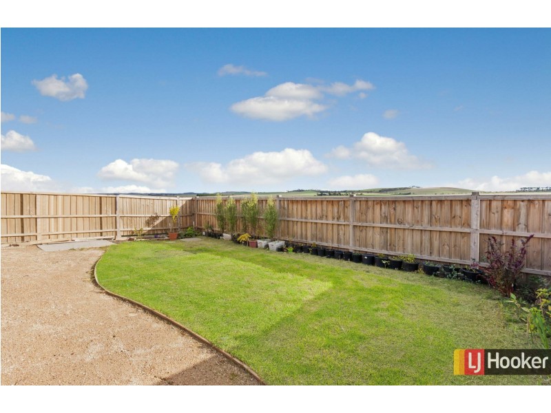 55 Cascade Drive, Beveridge VIC 3753