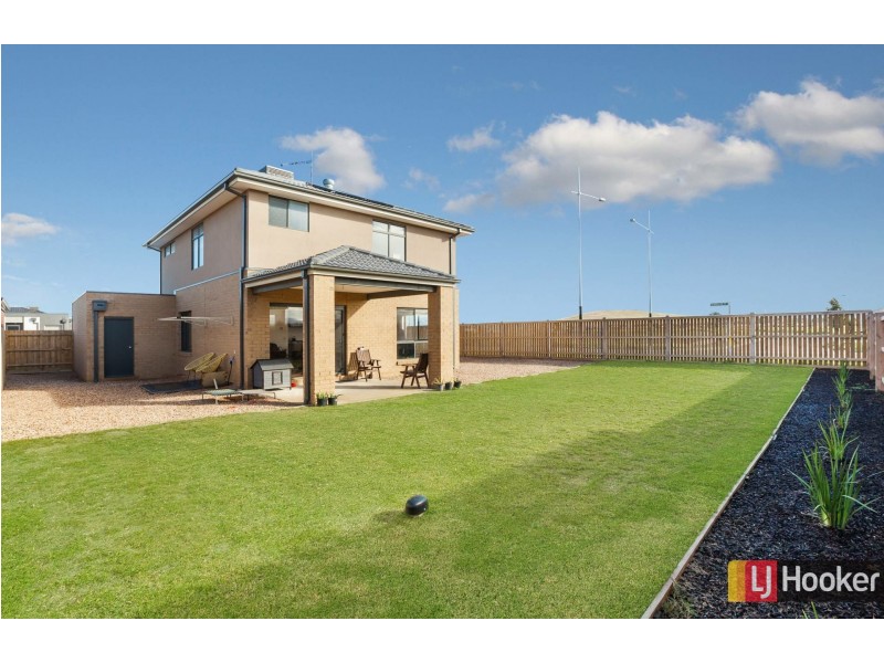 60 Bridgewater Parkway, Wallan VIC 3756