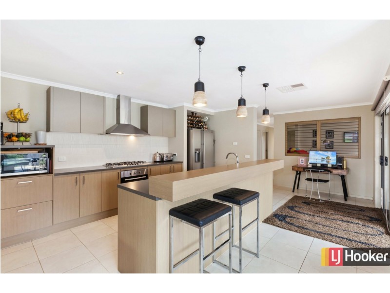 18 Palladium Circle, Beveridge VIC 3753