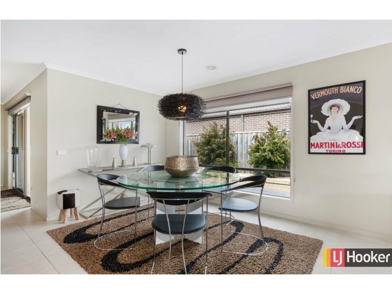 18 Palladium Circle, Beveridge VIC 3753