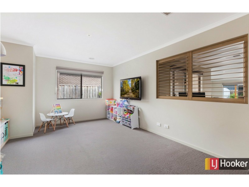 18 Palladium Circle, Beveridge VIC 3753