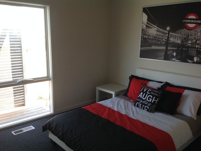 22 Spring Ridge Boulevard, Wallan VIC 3756