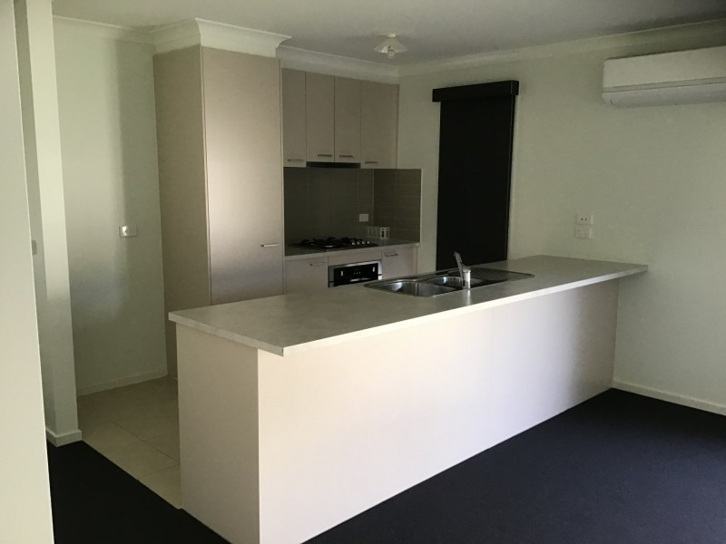 39 Holly Drive, Wallan VIC 3756