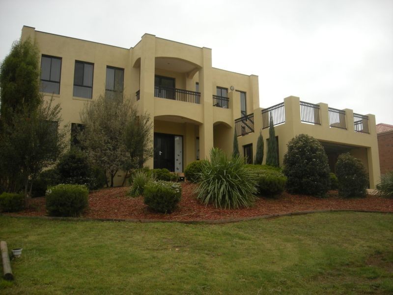 3 St Andrews Close, Hidden Valley VIC 3756