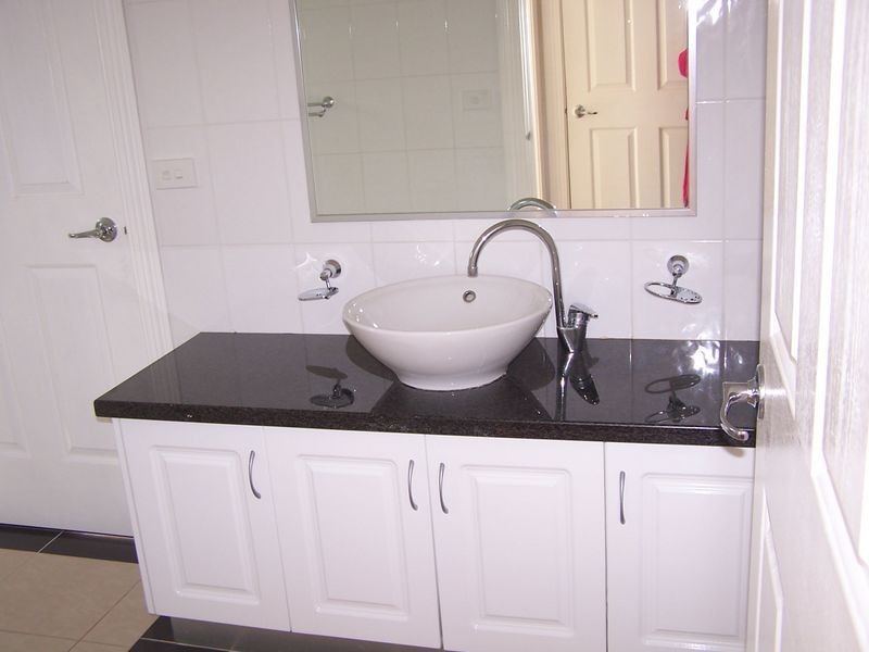 3 St Andrews Close, Hidden Valley VIC 3756
